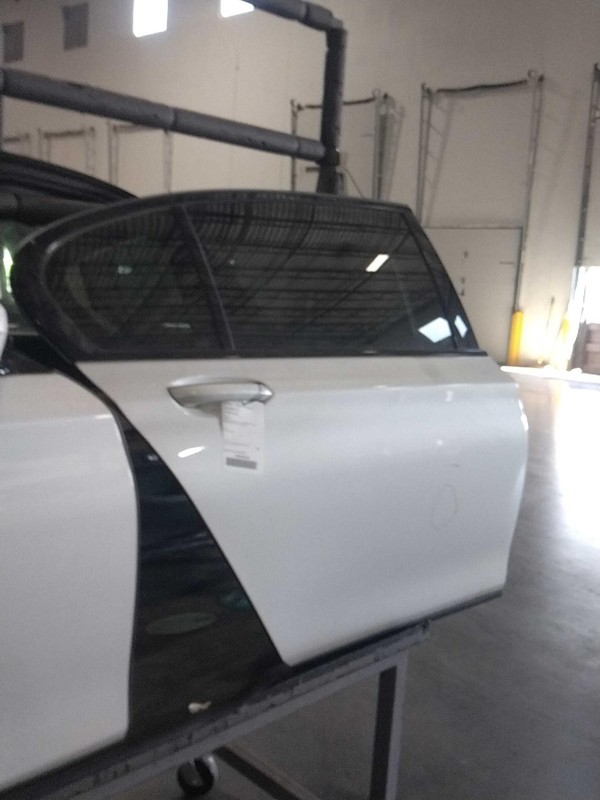 2018 BMW 750i Rear Right Door White OEM Used 101K Mileage NJ25-27286-695452