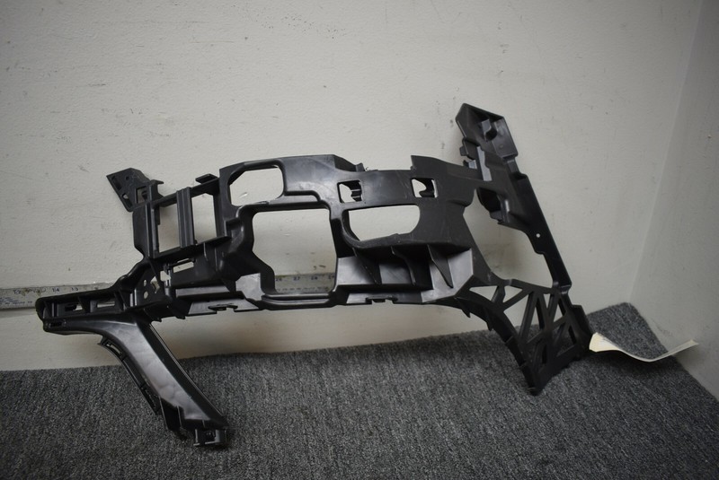 2012-2014 MERCEDES BENZ C250 C300 FRONT RIGHT SIDE SUPPORT FRAME FACTORY OEM