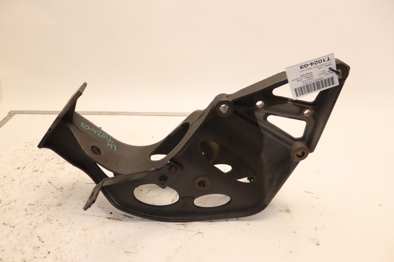2017-2024 INTERNATIONAL LT625 LEFT DRIVER SIDE FRAME HORN MOUNT 3839131C4 OEM