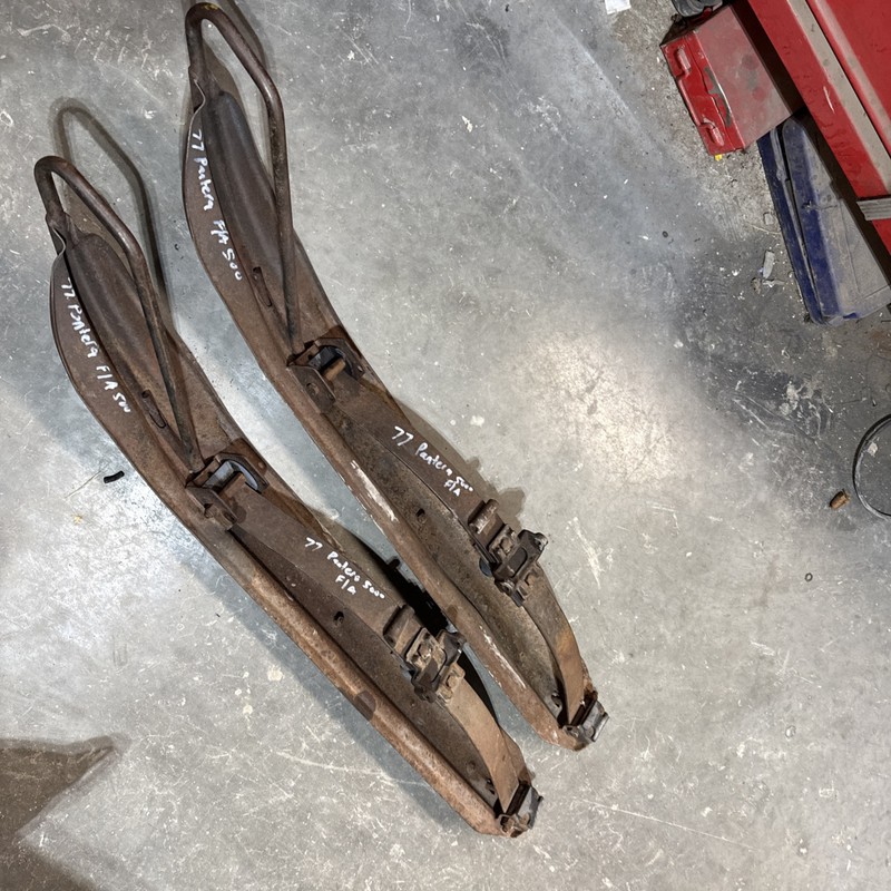 1977 ARCTIC CATPantera 5000 F/A Vintage Snowmobile Metal Skis Leaf Springs
