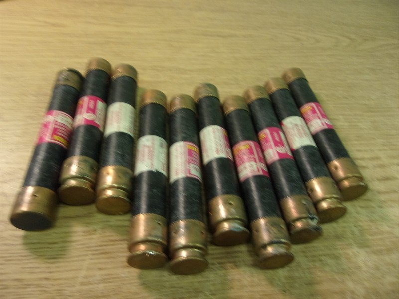 Fusetron FRS-R-12 600VAC Fuses, Lot of 10 *FREE SHIPPING*