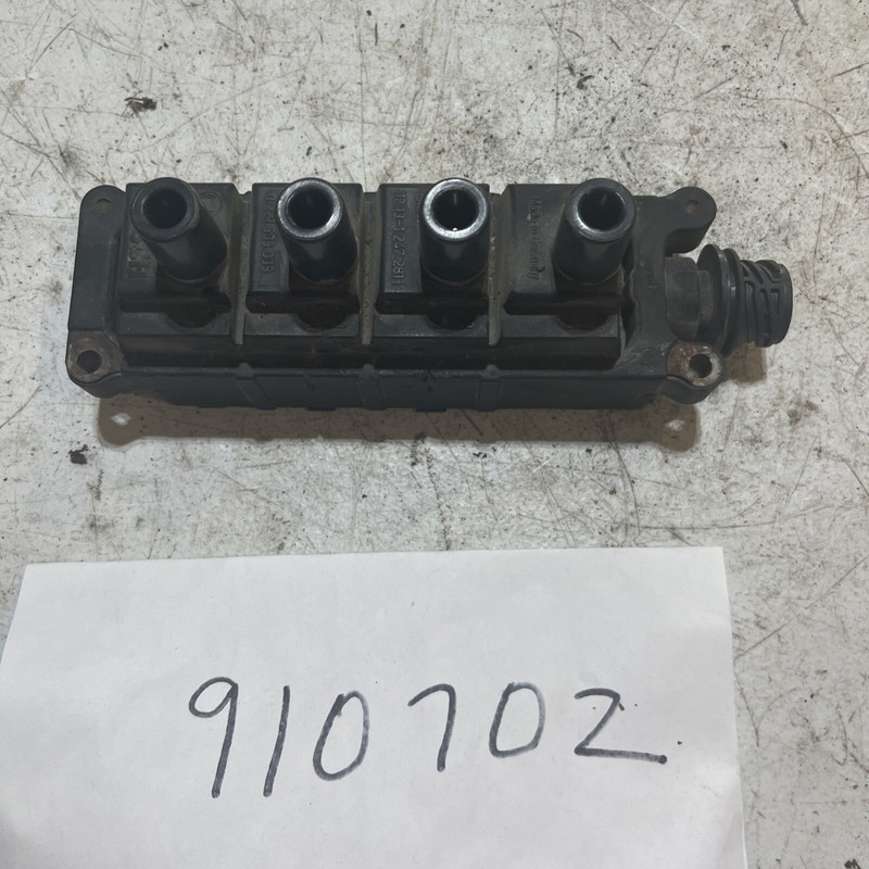 BMW 318i Ignition Coil Bosch 0221503005 BMW 12131247281