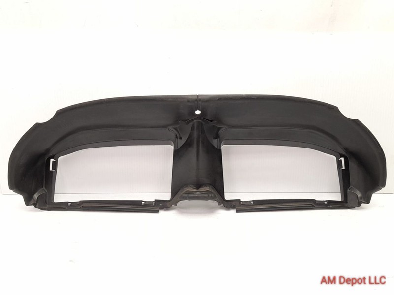 2007 BMW 335i 335xi 328xi 328i E92 Coupe Front Radiator Top Air Guidance 7156559