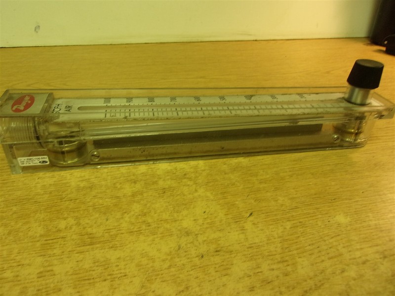 Dwyer RMC-106-SSV SCHF Air Flow Meter *FREE SHIPPING*