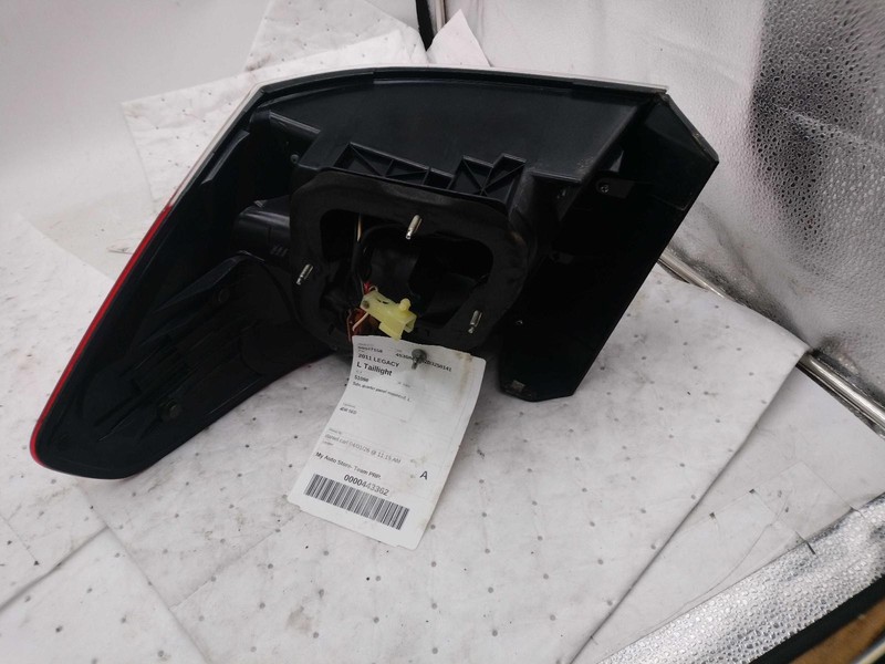2011 Subaru Legacy Left Tail Light Assembly White OEM 605012 118K Miles