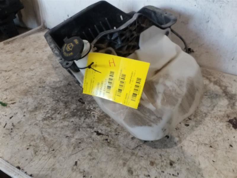 Wash Reservoir Includes Pump Fits 09-14 FORD F150 PICKUP 3301410