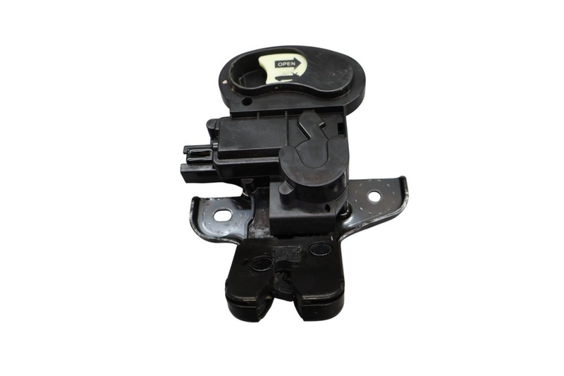 17-20 Alfa Romeo Giulia Stelvio Rear Trunk Lid Hatch Lock Latch Actuator Oem