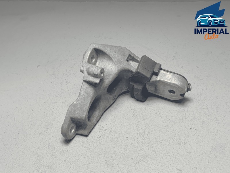 TOYOTA RAV4 FWD 2.5L ENGINE MOTOR REAR MOUNT BRACKET SUPPORT OEM 2019 - 2025