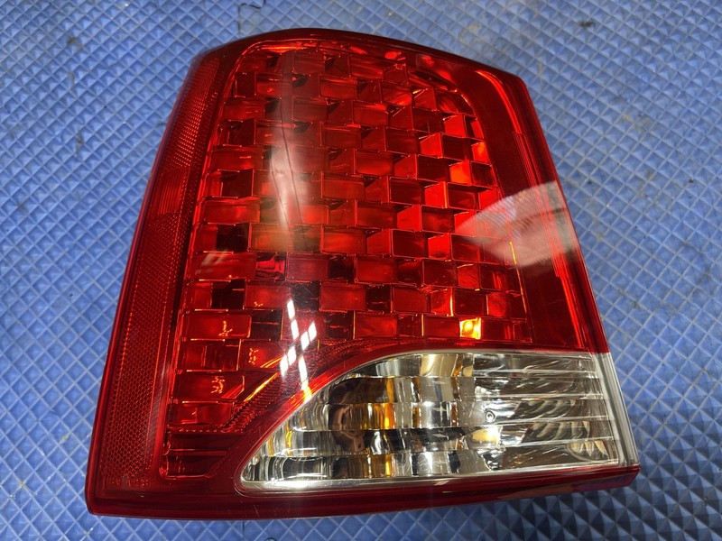 11-13 Kia Sorento Rear Driver Left Tail Light Assembly Oem Tested
