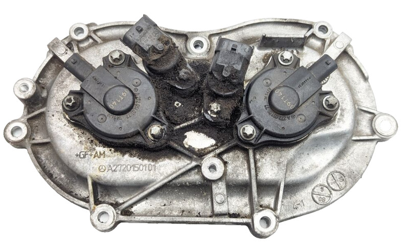06-13 Mercedes W212 E350 S550 Front Right Engine Timing Chain Cover Plate OEM