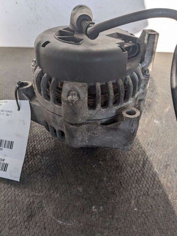 Alternator 105 Amp Fits 96-00 CHEVROLET 2500 PICKUP 1180166