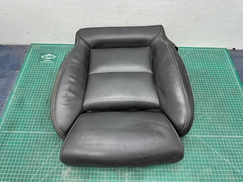 13-14 Cadillac XTS - FRONT LEFT BOTTOM LOWER SEAT CUSHION PERFORATED OEM