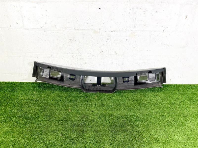 14-20 BMW SERIES 4 F33 CONVERTIBLE FRONT WINDSHIELD UPPER CENTER COVER PANEL OEM