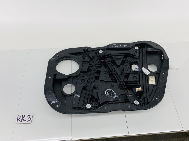 17-20 HYUNDAI ELANTRA FRONT RIGHT SIDE DOOR WINDOW REGULATOR & CARRIER OEM
