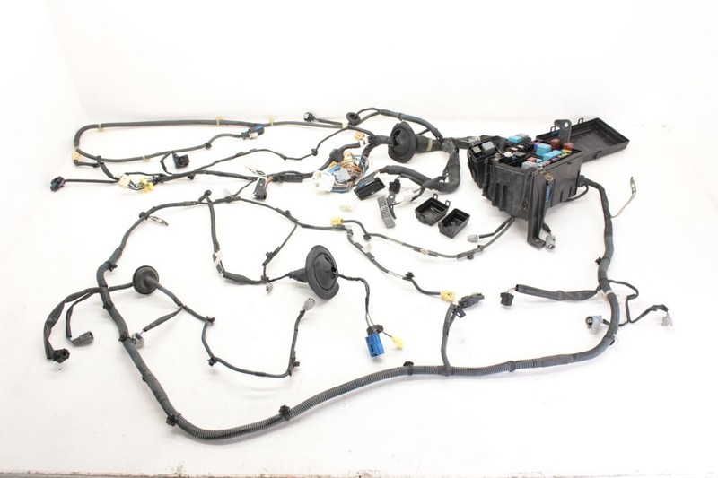 07-14 Toyota FJ Cruiser 4.0L AT RWD Engine Bay Wiring Harness