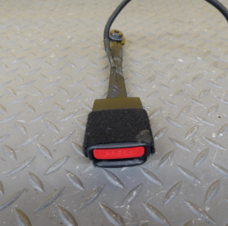 2023-2024 KIA SPORTAGE FRONT RIGHT SIDE SEAT BELT SEATBELT BUCKLE 88840DW500WK