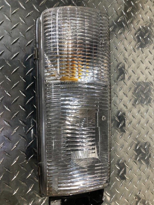 1992-1996 Buick Roadmaster Front Passenger Right Headlight Assembly Tested Oem