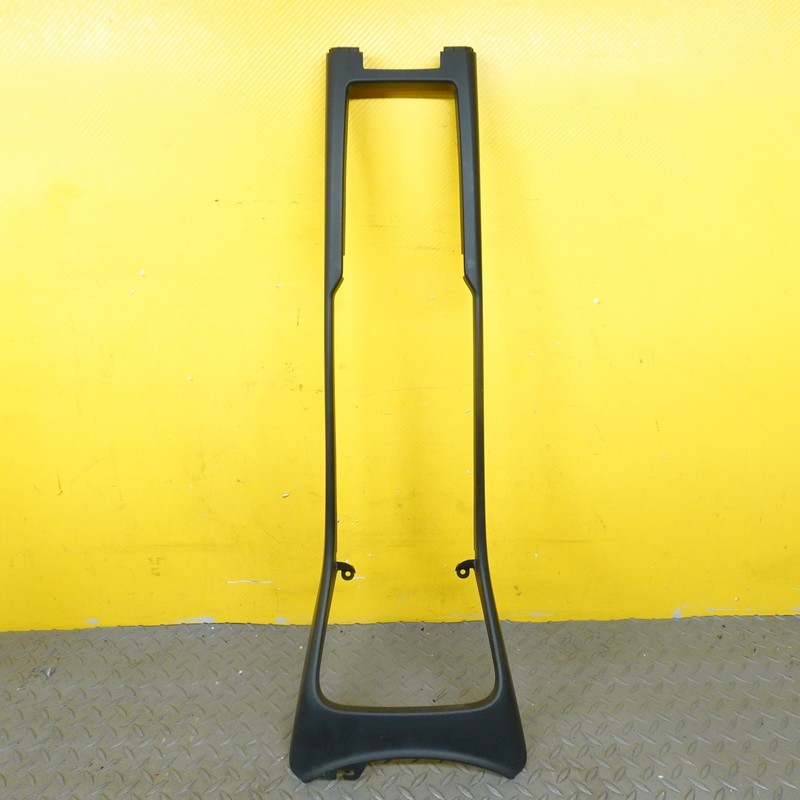 2019-2022 VOLVO XC40 FRONT CENTER CONSOLE PANEL COVER TRIM BEZEL OEM 32226897