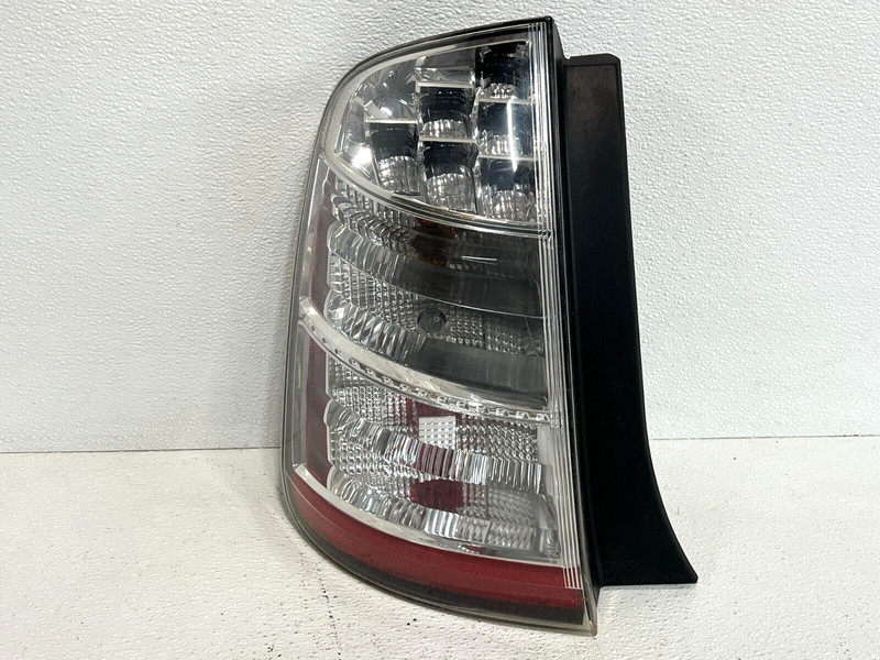04-09 Toyota Prius Left Driver Tail Light Assembly OEM
