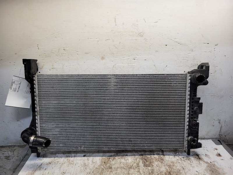 Radiator Fan Motor Fan Assembly Fits 18-22 24 VOLVO XC60 1750014