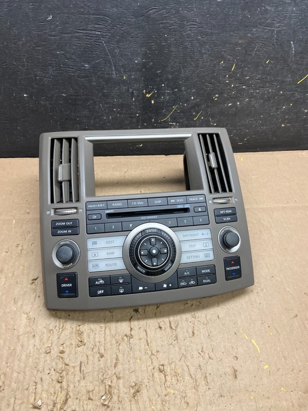 2006 to 2008 Infiniti FX35 Front Radio A/C Heater Switch Control Panel X1975 DG