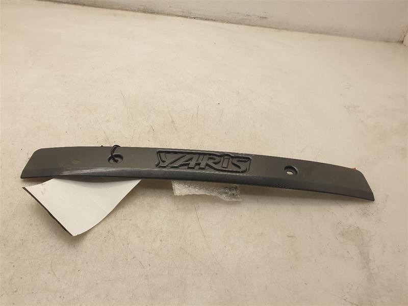 12 13 14 TOYOTA YARIS FRONT LICENSE PLATE COVER GRAY