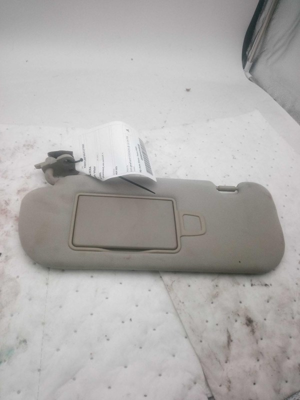 2006 Hyundai Azera Left Sun Visor 134780 Used 4DR Sedan 152K Miles