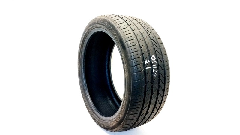 5/32 USED LEXANI LX TWENTY 1 TIRE M+S 245/40/ZR19 98W XL 061725
