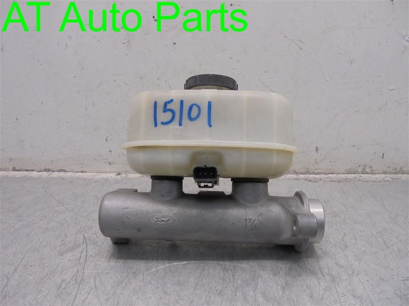 99-04 FORD F250SD F350SD F450SD BRAKE BOOSTER MASTER CYLINDER OEM 5C3Z2140MA