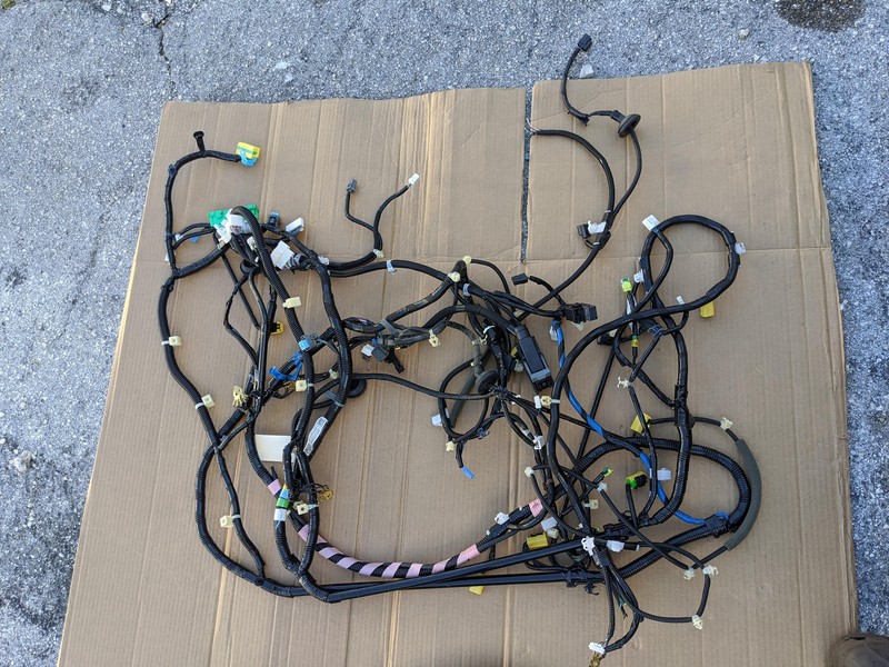 Body Floor Wiring Harness 2016 Honda HR-V 32107-T7S-A500 2017 2018. For Parts X