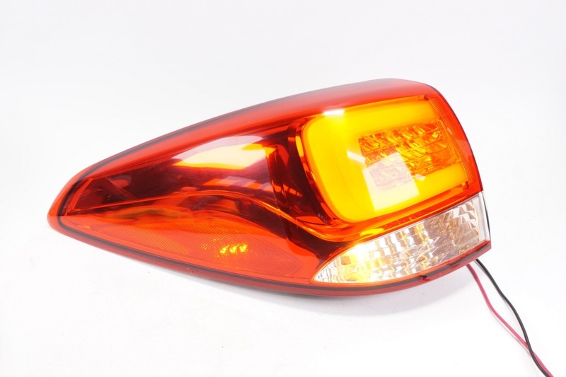 KIA RONDO Left LH Tail Lamp Tail Light Backup Lamp LED OEM 2014 - 2017