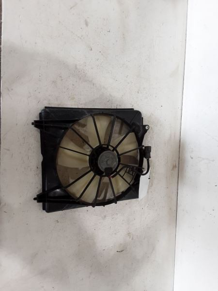 2007-2009 Honda CR-V Radiator Fan Motor Fan Assembly 2.4L Radiator LH