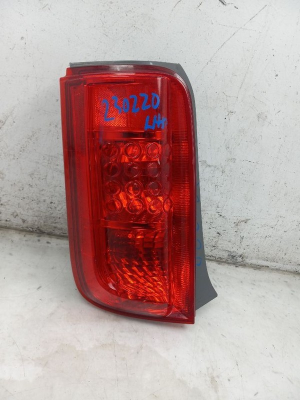 08 09 10 SCION XB DRIVER LEFT TAIL LIGHT