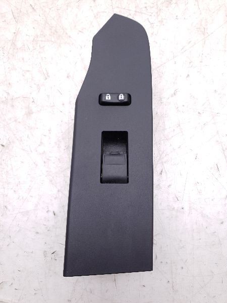 16 Scion IM 17 18 Toyota Corolla IM Front Right Door Window Switch 84810-52030