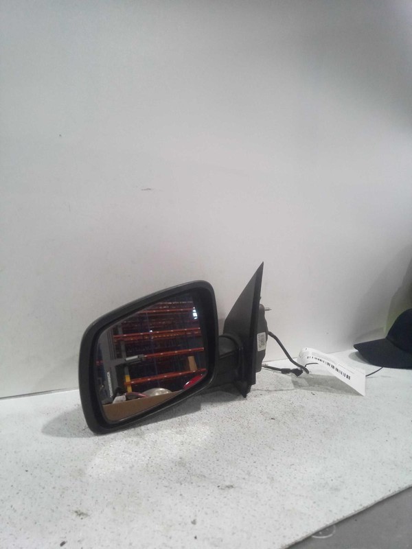 2009 Dodge Journey Left Power Door Mirror Assembly Black OEM 138252 Used