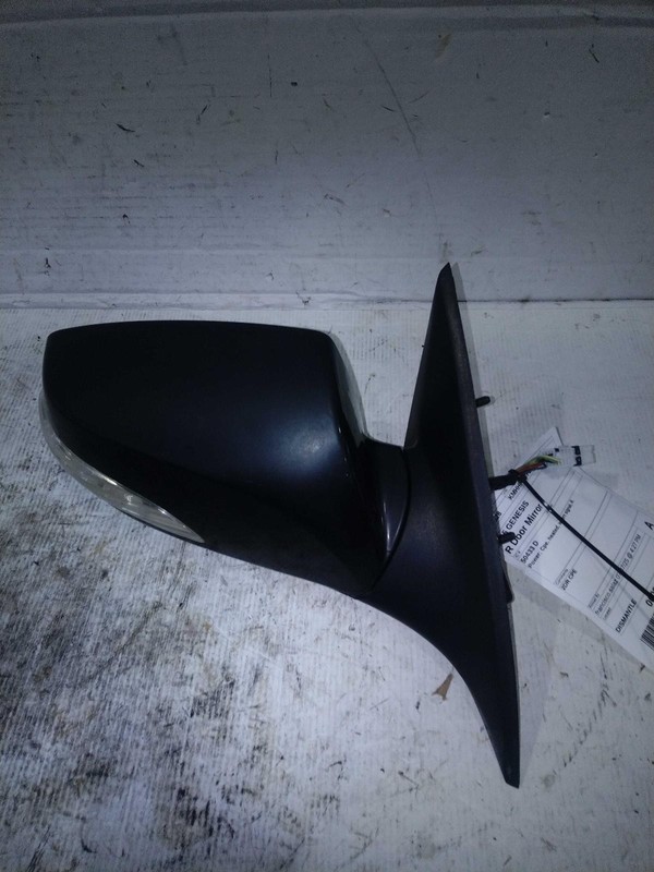 Used Right Door Mirror fits: 2015 Hyundai Genesis Power Cpe non-heated w/turn si