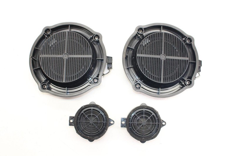 06-08 Porsche CAYMAN 2.7L Pair of 4 Left and Right Door Speakers