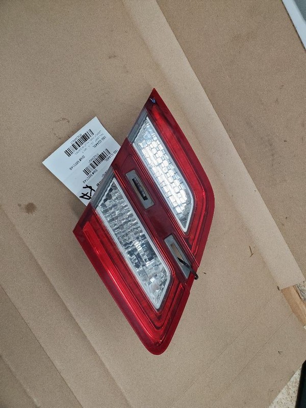 Driver Tail Light Without Police Package Lid Mounted Fits 13-19 TAURUS 298821