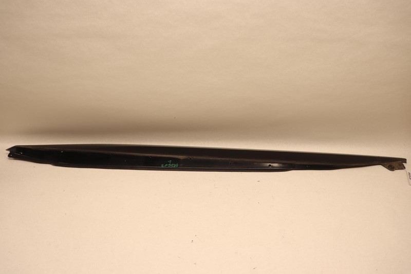 2019 CHEVY CORVETTE GRAND SPORT LEFT DRIVER SIDE ROCKER MOLDING CARBON FLASH OEM