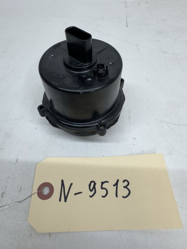 17-22 Tesla Model 3 Radiator Auxiliary Coolant Water Pump 108824500L 9513 B134