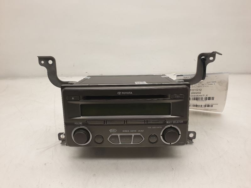 2012 TOYOTA YARIS SEDAN OEM Radio Stereo CD Eject Speaker AUX Part# PT546-52111