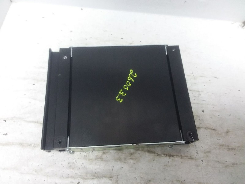 Radio Amplifier Limited Thru 1/16/2011 Fits 10-12 LEGACY 1777910