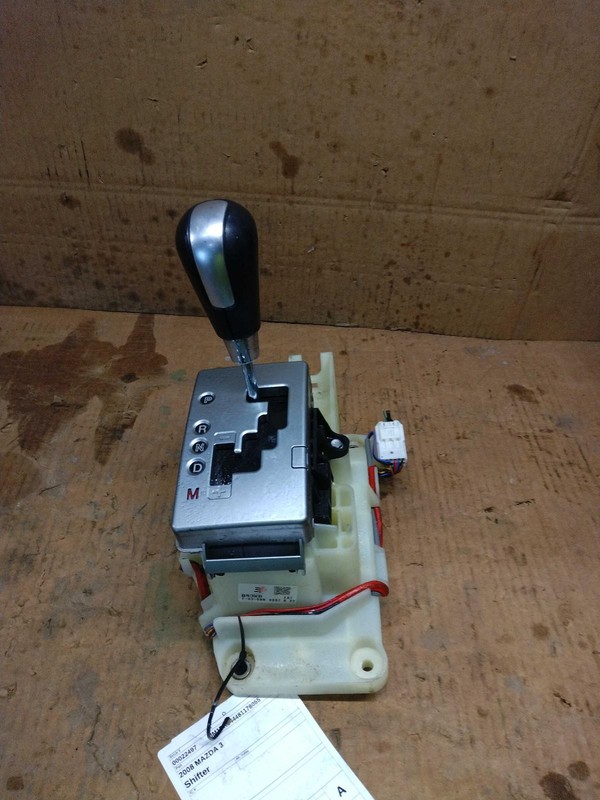 2008 MAZDA 3 Automatic Transmission Shift Lever Assembly FWD 2.30L Silver 177K