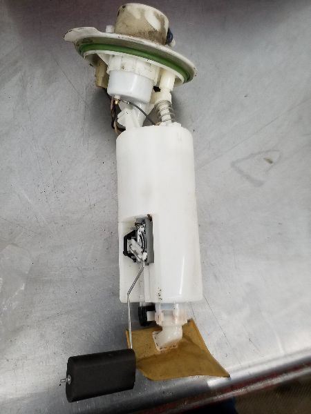 Fuel Pump Module Assembly LWB 3.3L Fits 06-07 CARAVAN 189520
