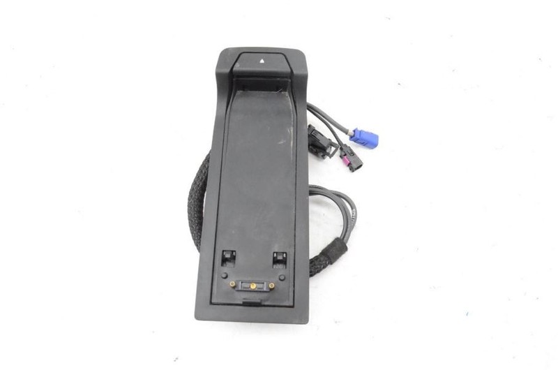 2012-2017 BMW 328d AWD Diesel Phone Holder Charger 9207339