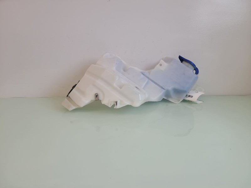 Wash Reservoir Fits 18-20 FORD F150 PICKUP 580877