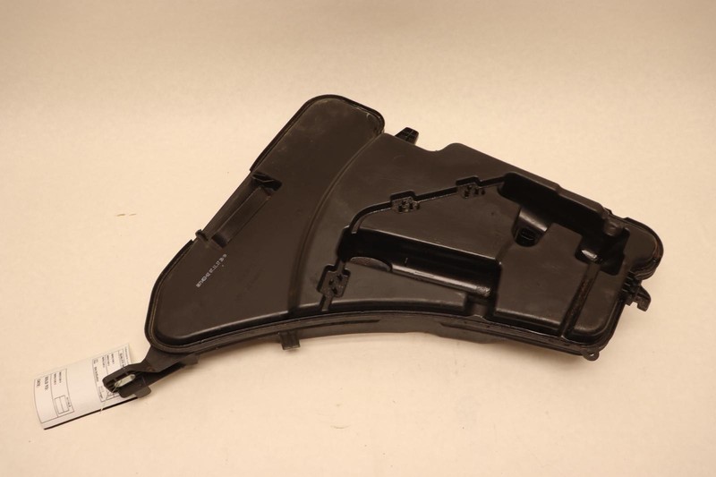 2017-2020 BMW 530I G30 FRONT WINDSHIELD WASHER FLUID RESERVOIR TANK OEM
