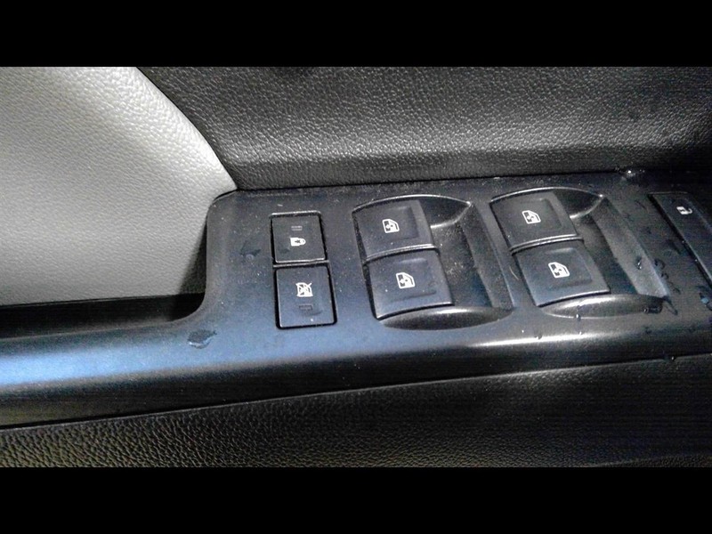 Driver Front Door Switch Driver's Window Crew Cab Fits 15-22 CANYON 1667518