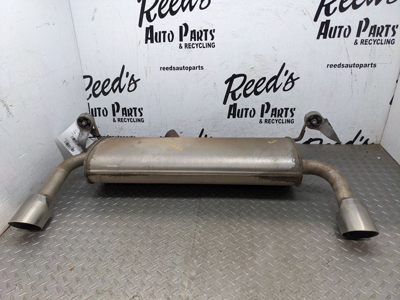 Exhaust Muffler 2018 Ford Escape CV6Z-5A289-D 2013 2014 2015 2016 2017 2 1167106