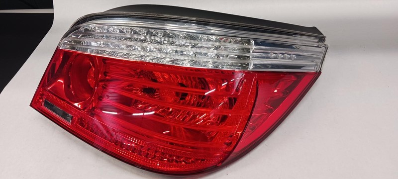 08-'10 BMW 535i Sedan Right passenger outer Taillight OEM Grade A!